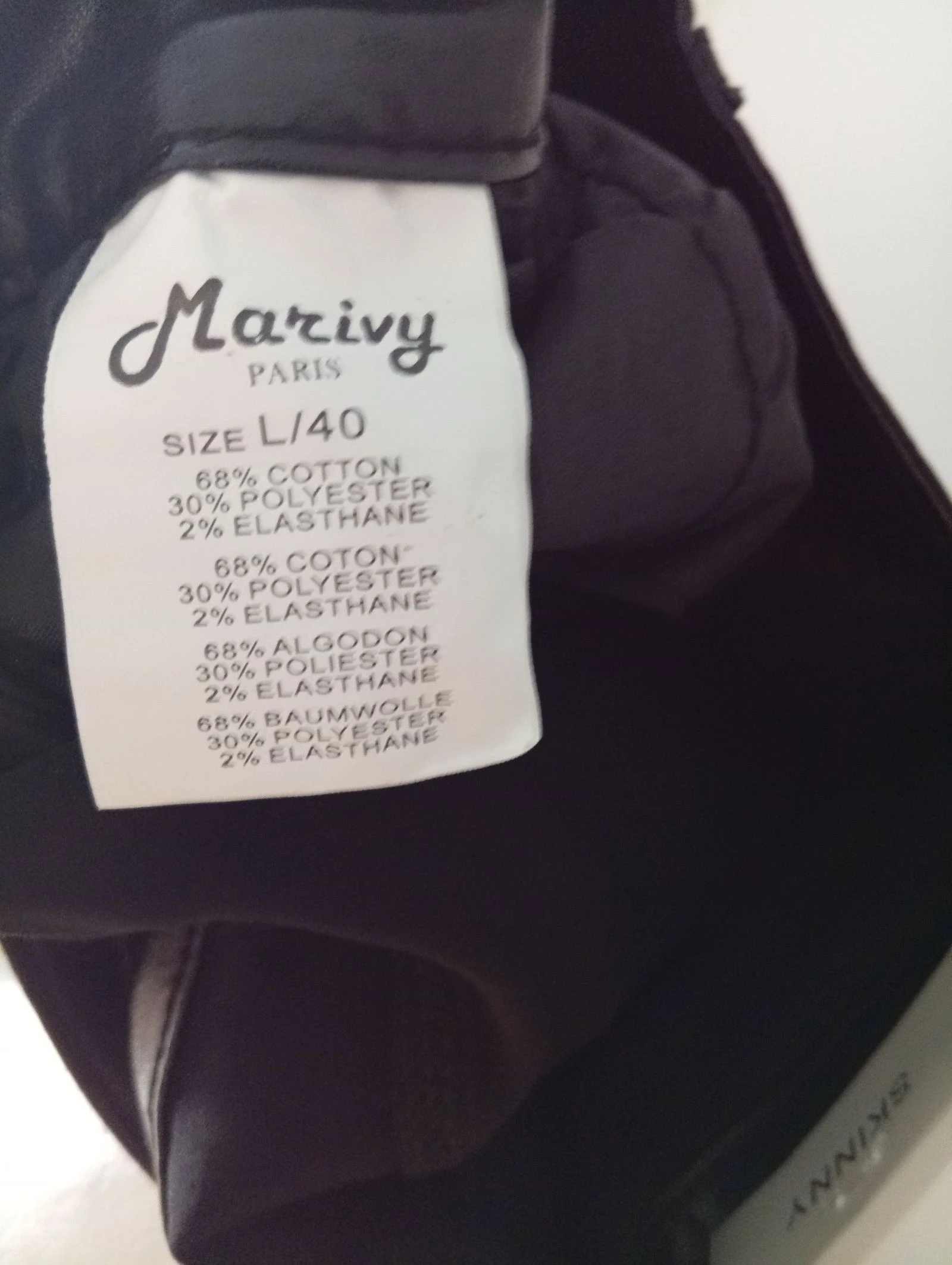 Rechte broek met een geoliede/imitatieleer effect 68% katoen – photo 5